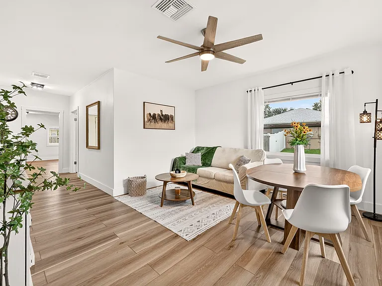 705 NW 64th Pl — Photo 14