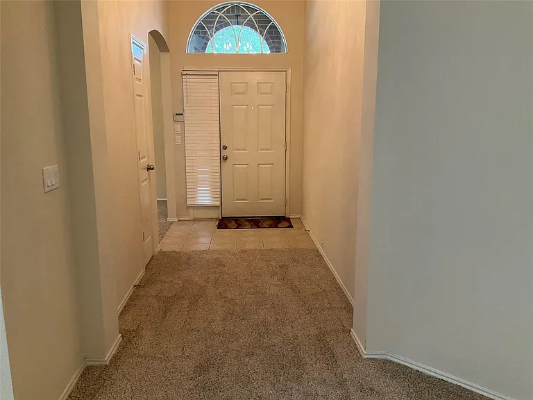 3227 Farrel Hill St — Photo 2