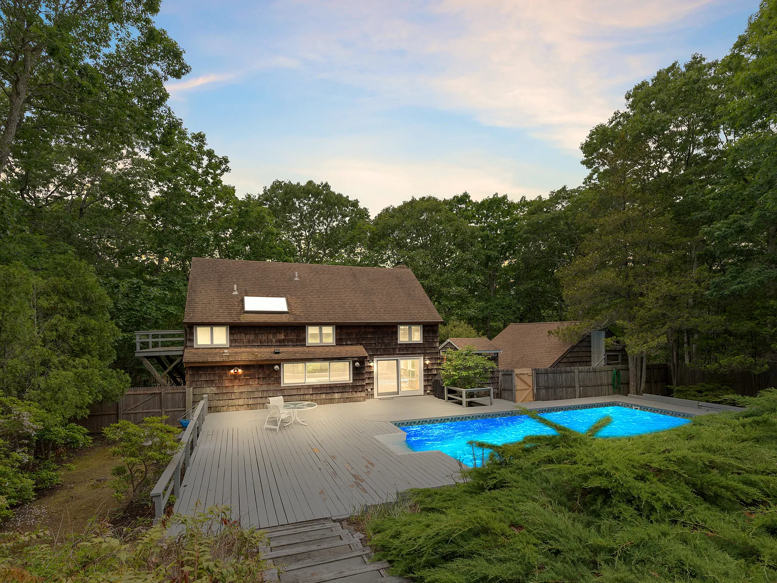 Private Hamptons Getaway — Photo 4