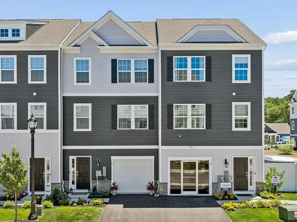 30 Forest Park Dr, Waretown, NJ 08758