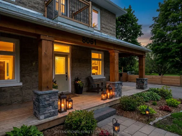 8061 Main St, Adjala Tosorontio, ON L0M 1J0