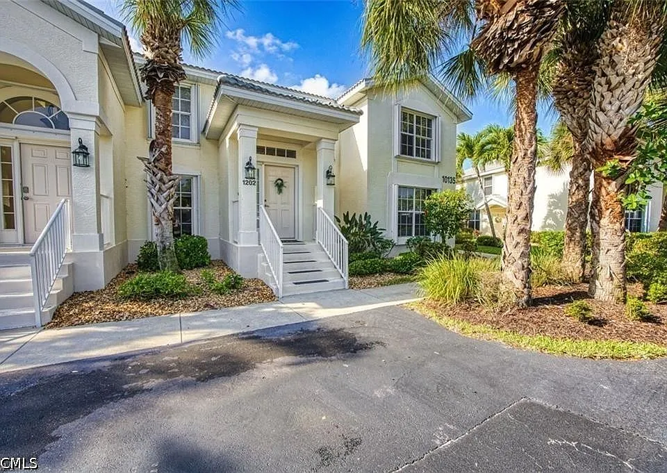 10135 Colonial Country Club Blvd #1202