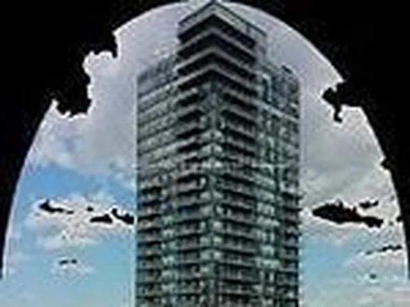 825 Church St #321, Toronto, ON M4W 3Z4
