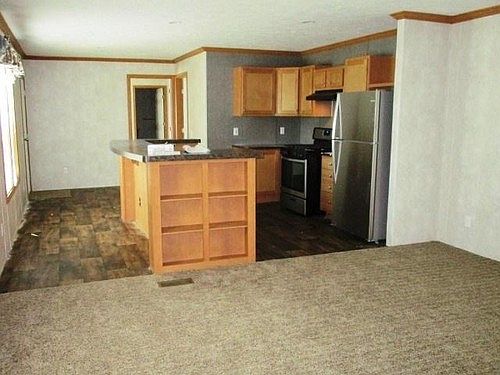 3rd image of 378 Brookside Mnr