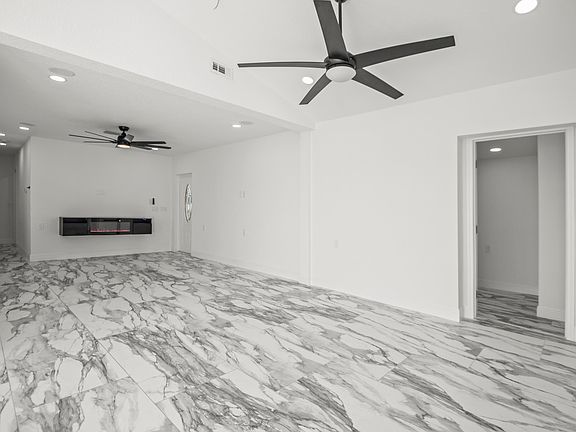 2nd image of 4764 Argonaut Rd