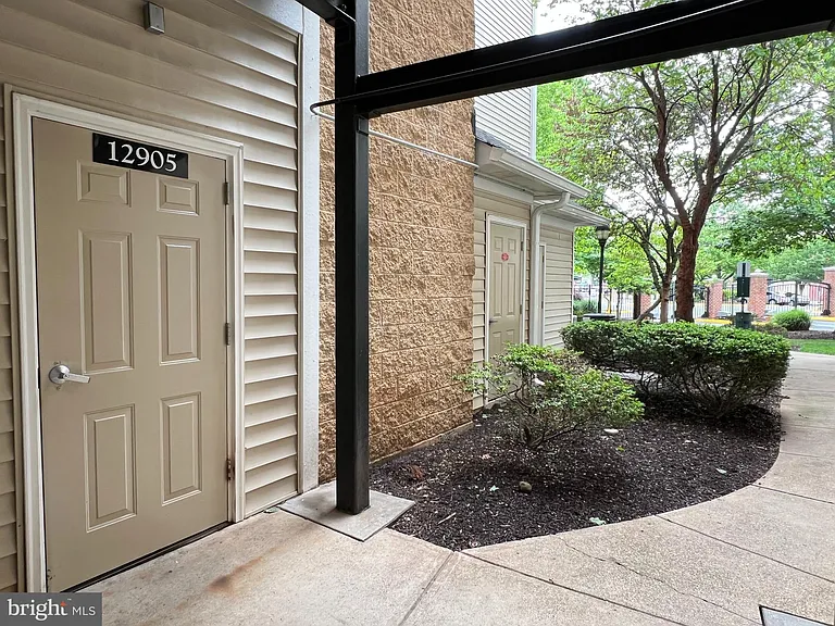 12905 Centre Park Cir #101 — Photo 1