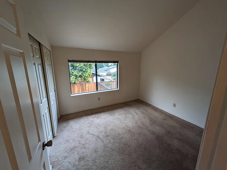 35631 Stowe Cmn — Photo 6