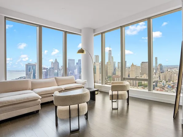 1 Manhattan Sq Unit 49L, New York, NY 10002