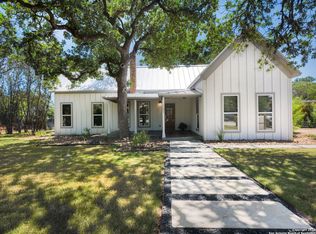 121 Church St, Center Point, TX 78010