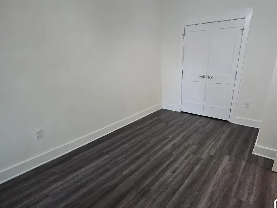 110 Palm Shadow Way