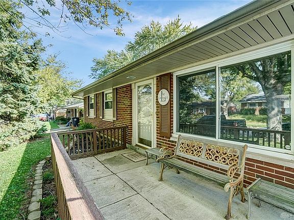 2nd image of 436 Donington Dr