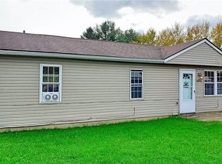 9894 Bright Dr, Windham, OH 44288