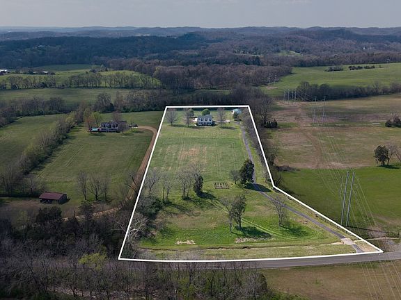 3rd image of 255 Lindsey Hollow Rd