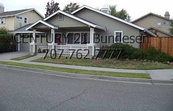1st image of 700 Weymouth St