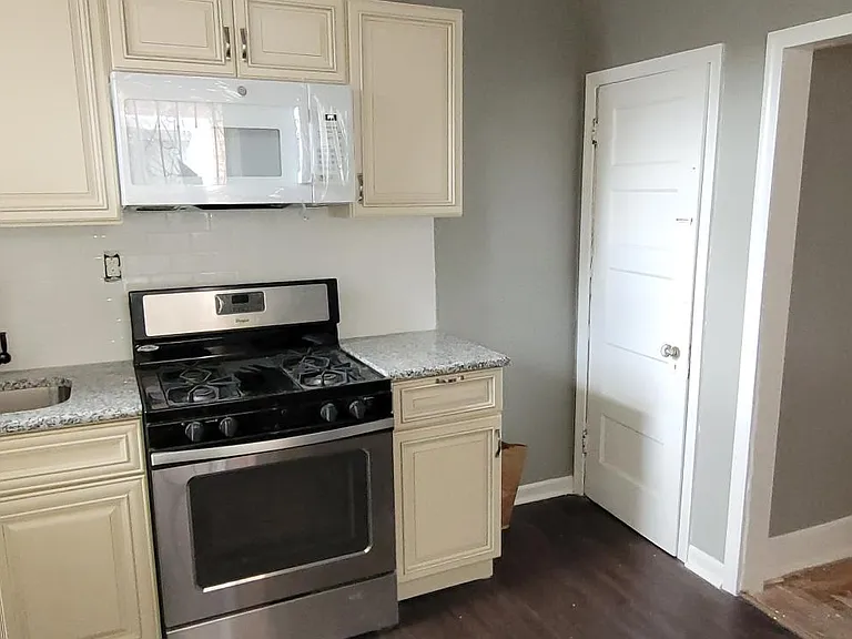 5508 Greenway Ave — Photo 8