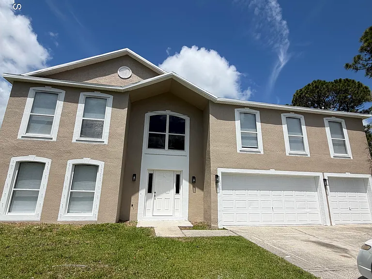 226 Nagel Rd NW — Photo 1