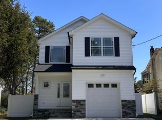 1041 Halliard Ave, Beachwood, NJ