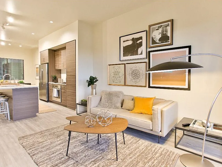 Dusk Scottsdale Apartments — Photo 13
