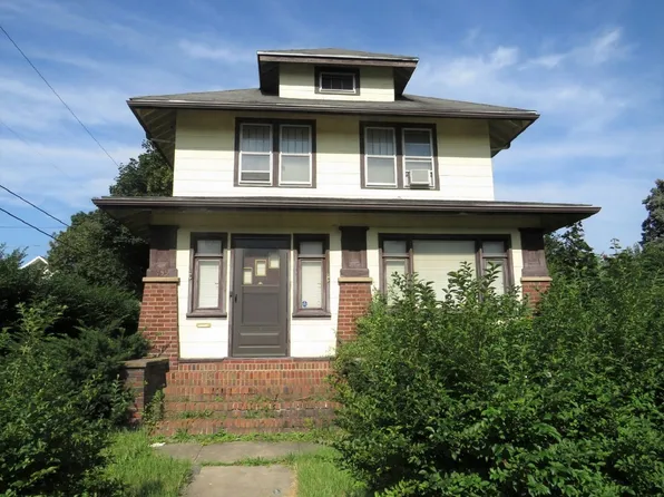 755 Glide St, Rochester, NY 14606