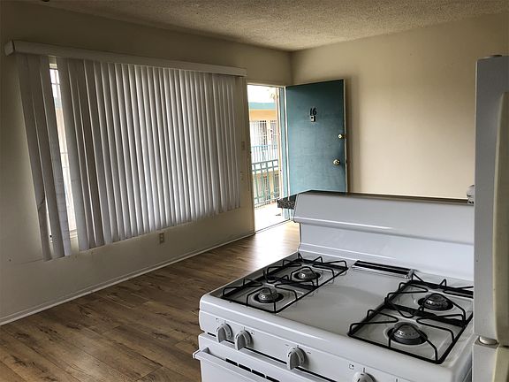 3rd image of 12456 Culver Blvd APT 16