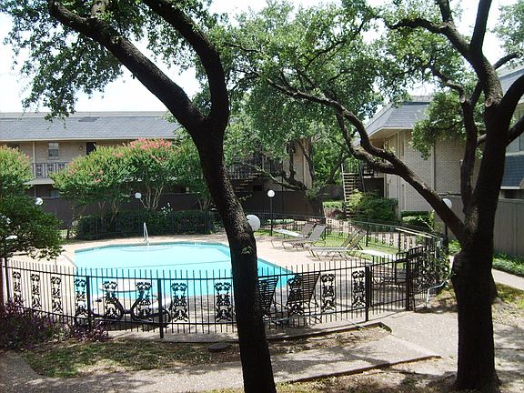 3rd image of 3715 Coker St APT 201