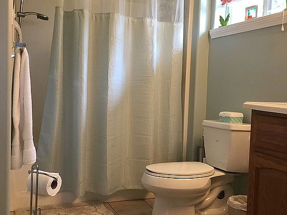 Bathroom, from kitchen