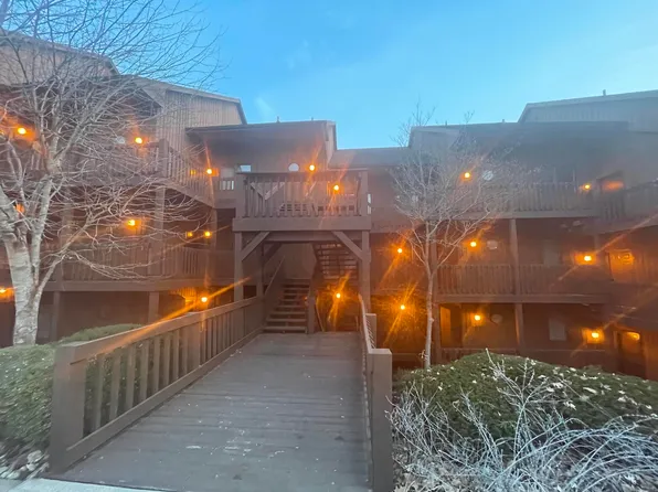 3984 E Eagle Bay Dr #31, Bloomington, IN 47401