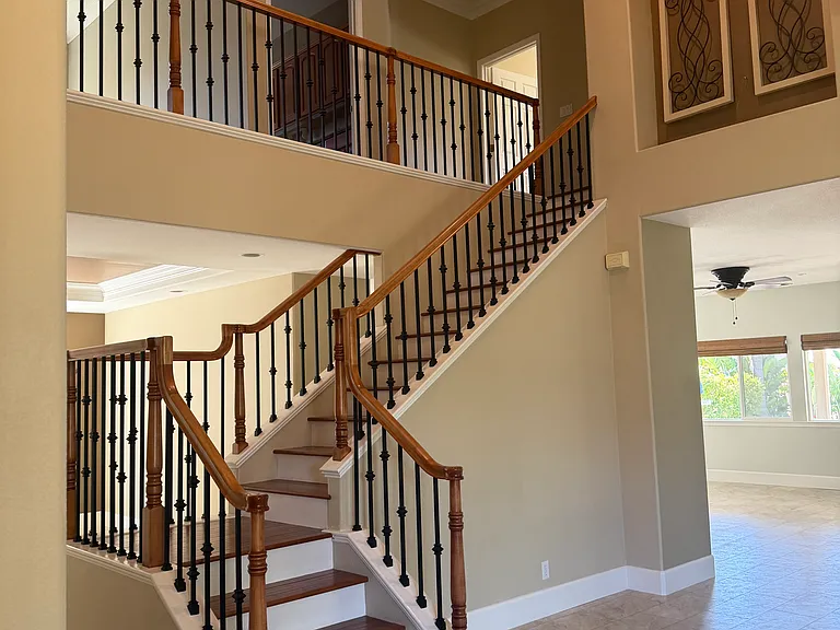2142 Prestwick Dr — Photo 4