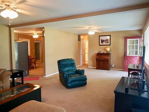 4th image of 1056 Poinciana Dr