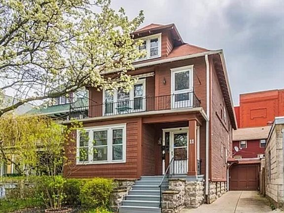 2nd image of 11 Brantford Pl