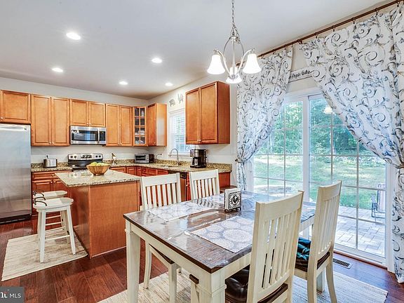 3rd image of 8710 Engleman Ln