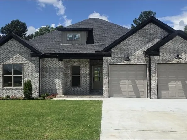 9 Moonlight Dr, Morrilton, AR 72110
