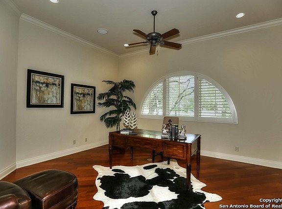 4th image of 117 Ambassador Ln