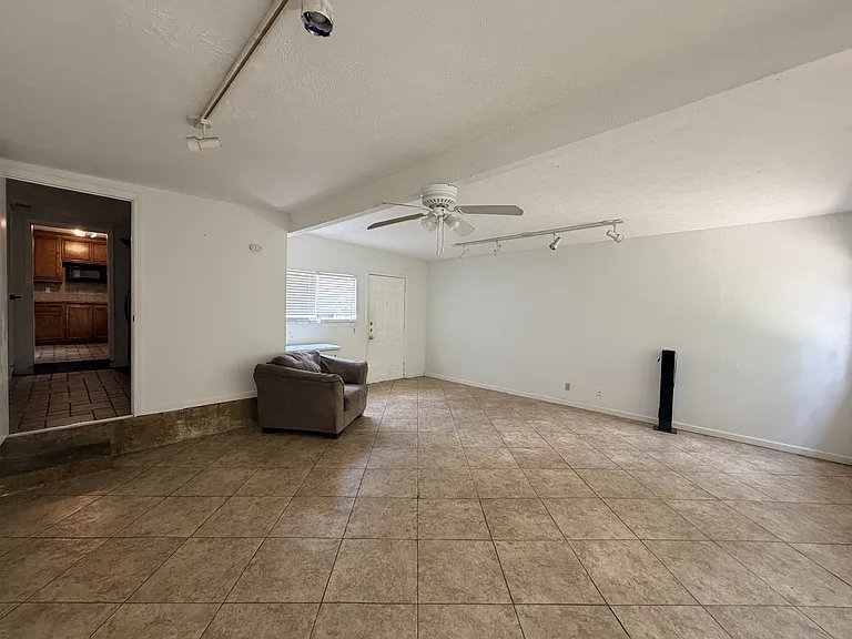 5030 Bonner Dr — Photo 12