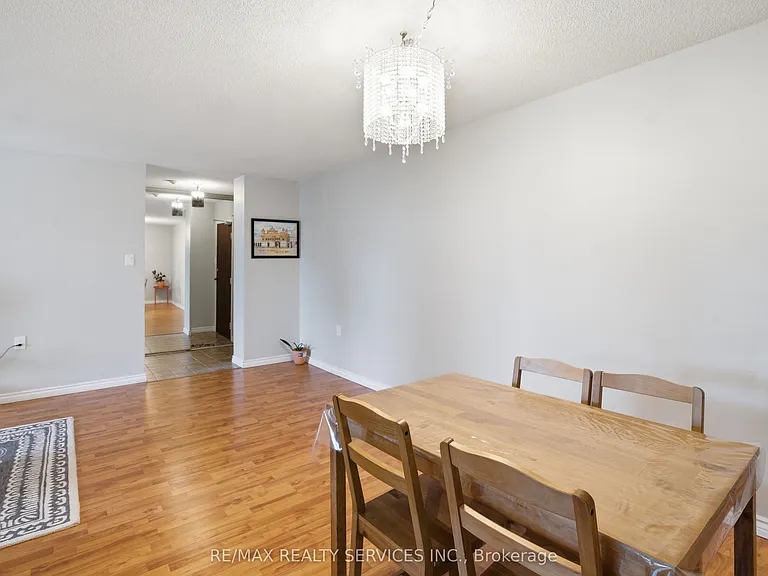 18 Knightsbridge Rd #304 — Photo 15