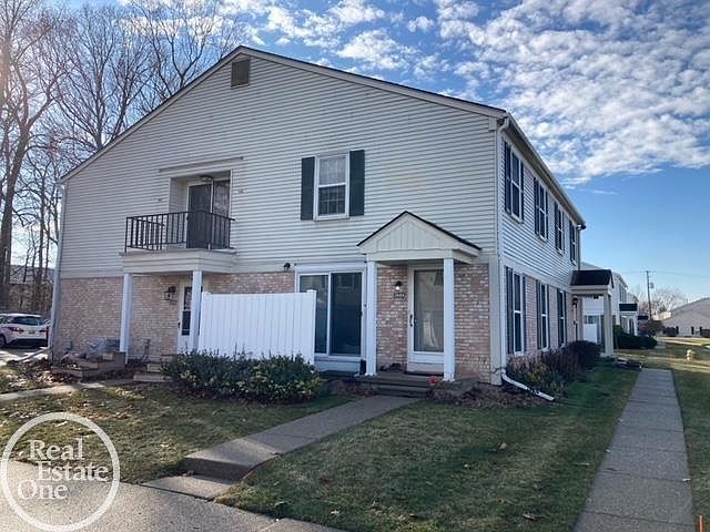 1st image of 24404 Meadowbridge Dr #117-30