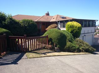 5001 37th Ave SW, Seattle, WA 98126