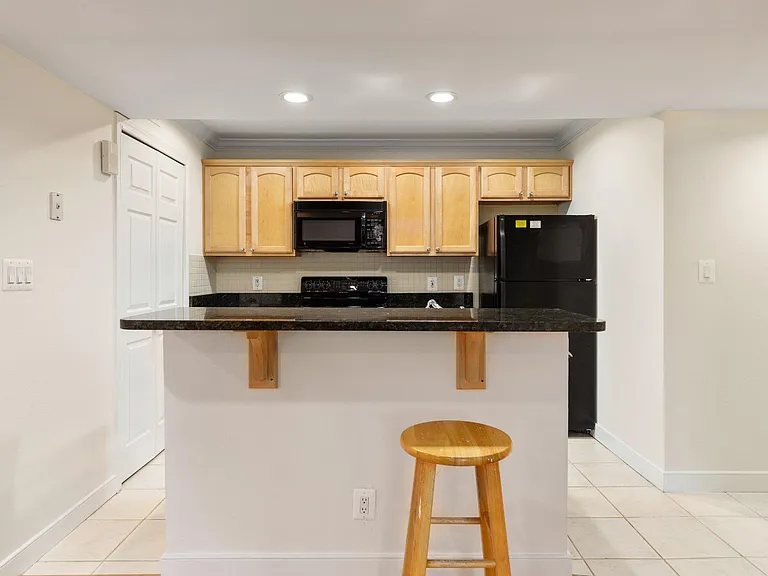 3922 Penderview Dr #338 — Photo 6