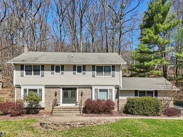 24 Manor Ln, Parsippany-Troy Hills Twp., NJ 07950