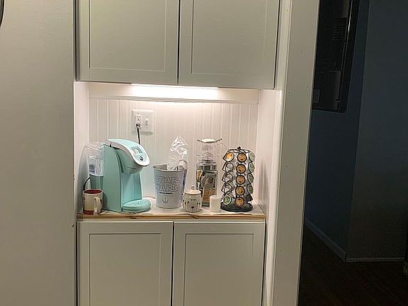 Coffee Nook (Kitchen)