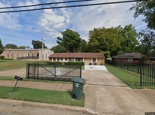 4380 Millbranch Rd, Memphis, TN 38116
