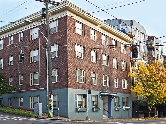 2nd image of 1816 Bellevue Ave APT 404