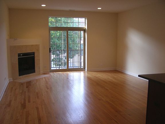 3rd image of 1329 W Loyola Ave APT 3D