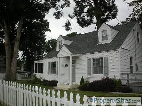 1st image of 8809 Tidewater Dr