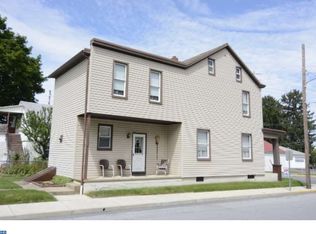 24 E Noble Ave, Shoemakersville, PA 19555