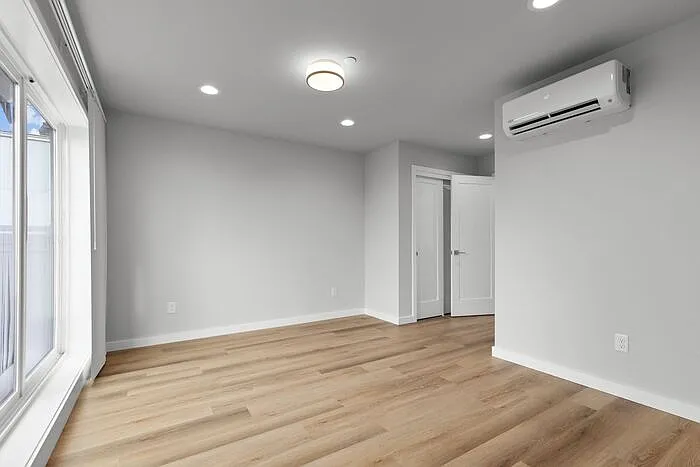 5118 9th Ave NW — Photo 31