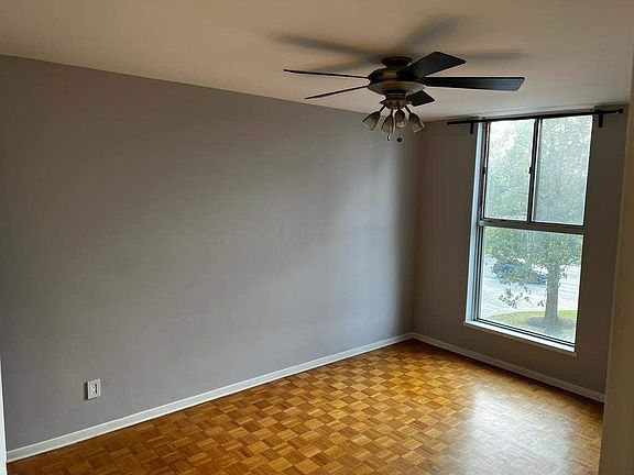 3rd image of 2835 Islington Ave #309