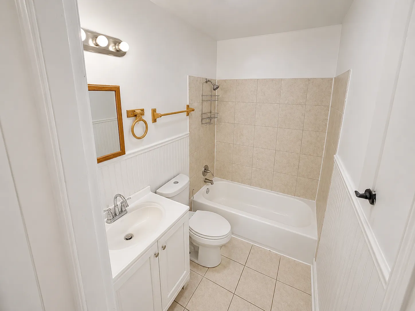 2 bed, 750 sqft, $1,200 — Photo 2