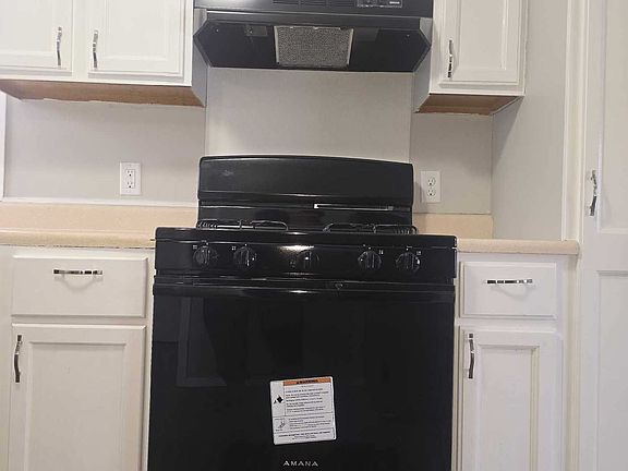 3rd image of 1225 Eastbrook Dr