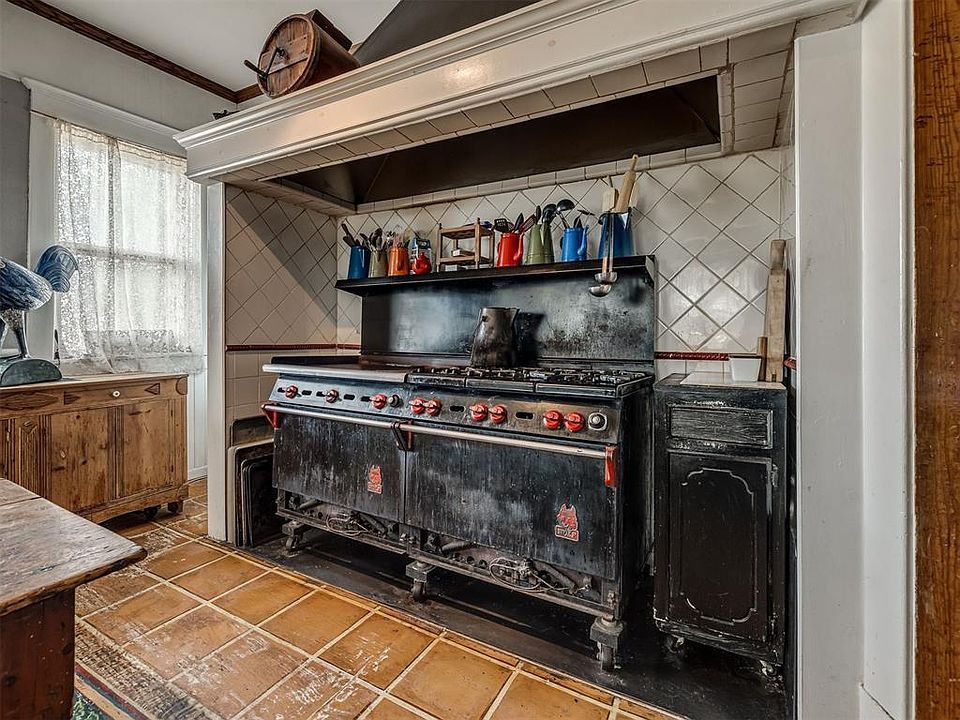 10th image of this home